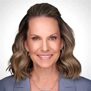 Headshot of Denise Valder