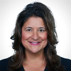 Headshot of Dianne Bisacky
