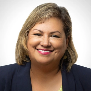 Headshot of Isis Montalvo