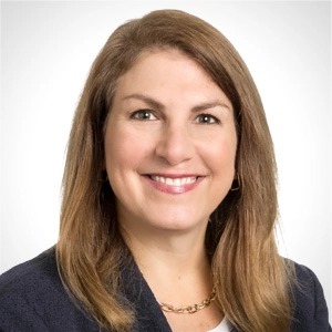 Headshot of Julie Rabinovitz