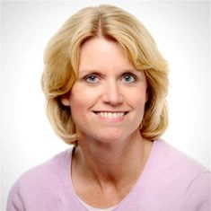 Headshot of Kelly Johnson