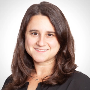 Headshot of Samantha Lang
